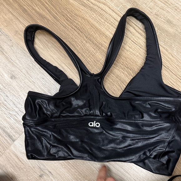Alo Sports bra - Picture 2 of 3